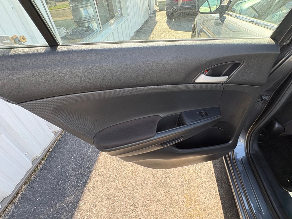 Used 2012 Honda Accord LX image 11