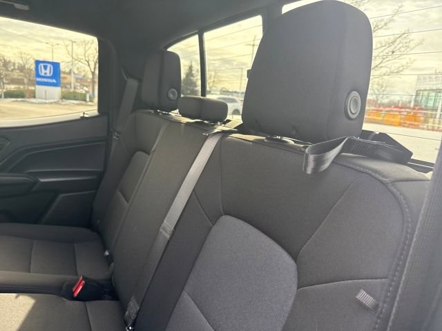 Used 2025 Chevrolet Colorado W/T w/ Advanced Trailering Package image 18