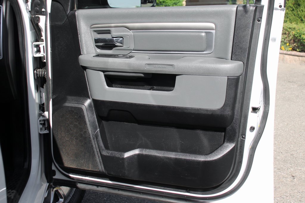 Used 2017 RAM 2500 SLT image 36