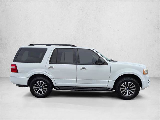 Used 2017 Ford Expedition XLT RWD image 4