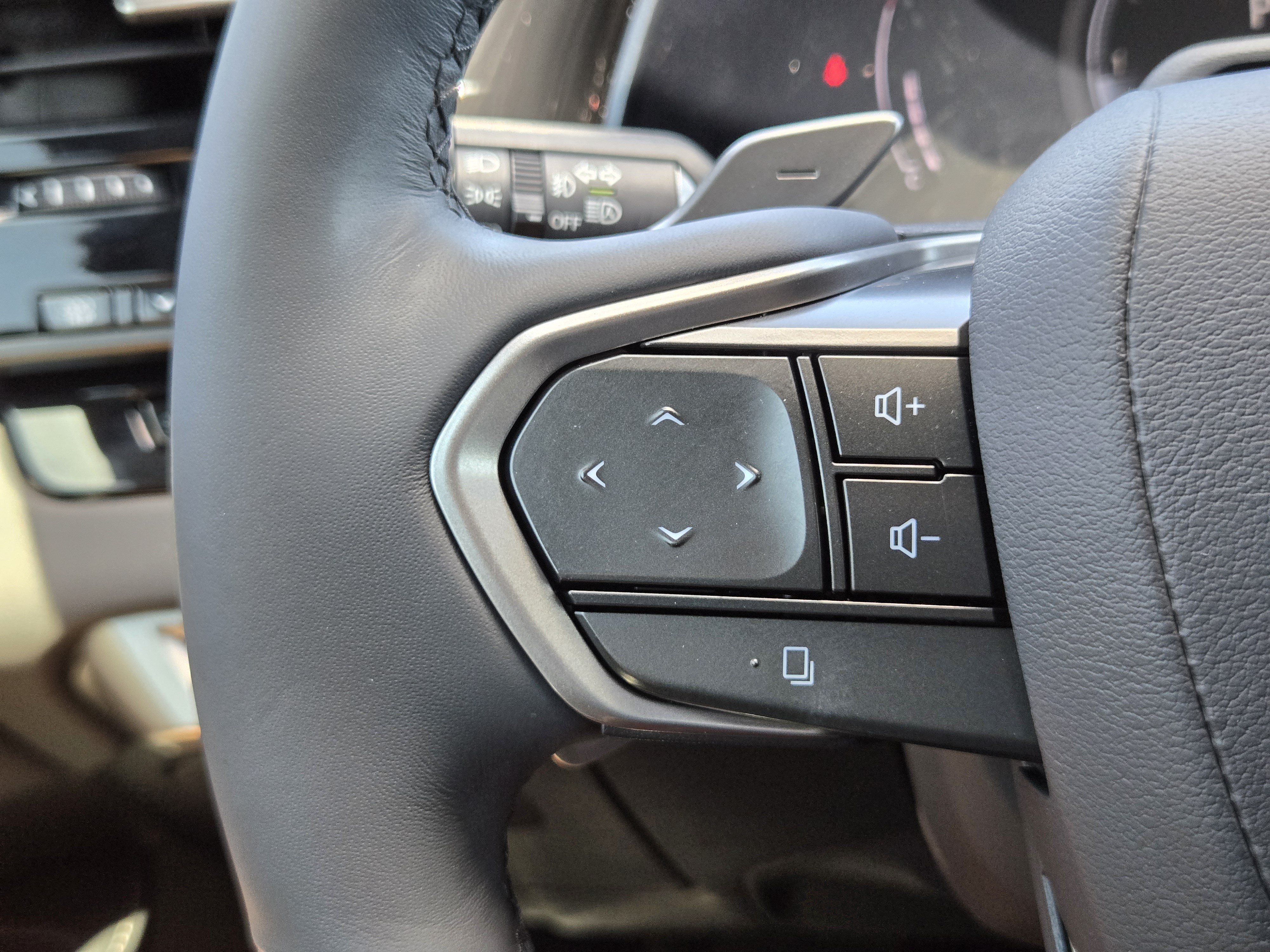 Used 2024 Lexus RX 350 Premium Plus w/ Convenience Package FWD image 31