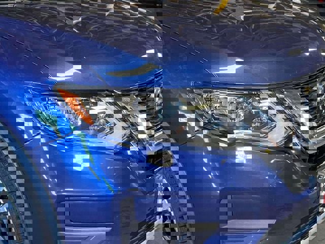 Used 2019 Nissan Rogue SV w/ Premium Package image 9