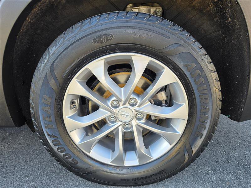 Used 2019 Hyundai Santa Fe SE AWD/4WD image 43