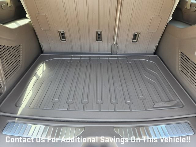 New 2026 GMC Yukon XL Denali w/ Sun & Power Step Package AWD/4WD image 24