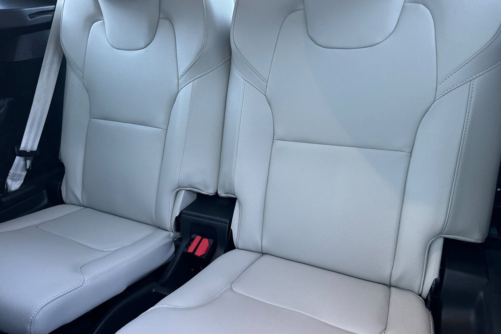 Used 2023 Volvo XC90 T8 Core image 17