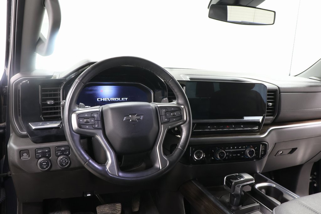 Used 2023 Chevrolet Silverado 1500 RST image 8