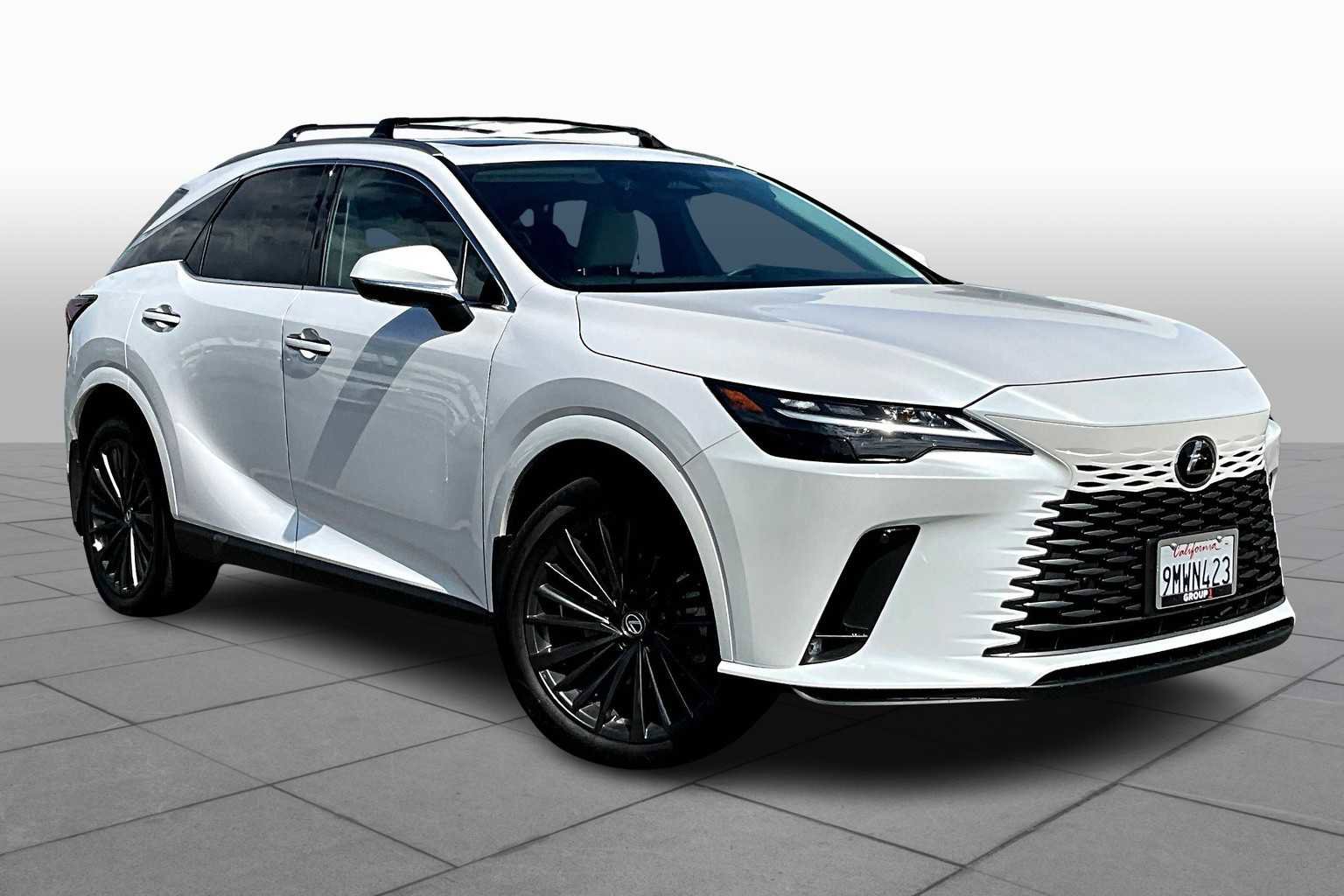 Used 2024 Lexus RX 350h w/ Convenience Package image 3