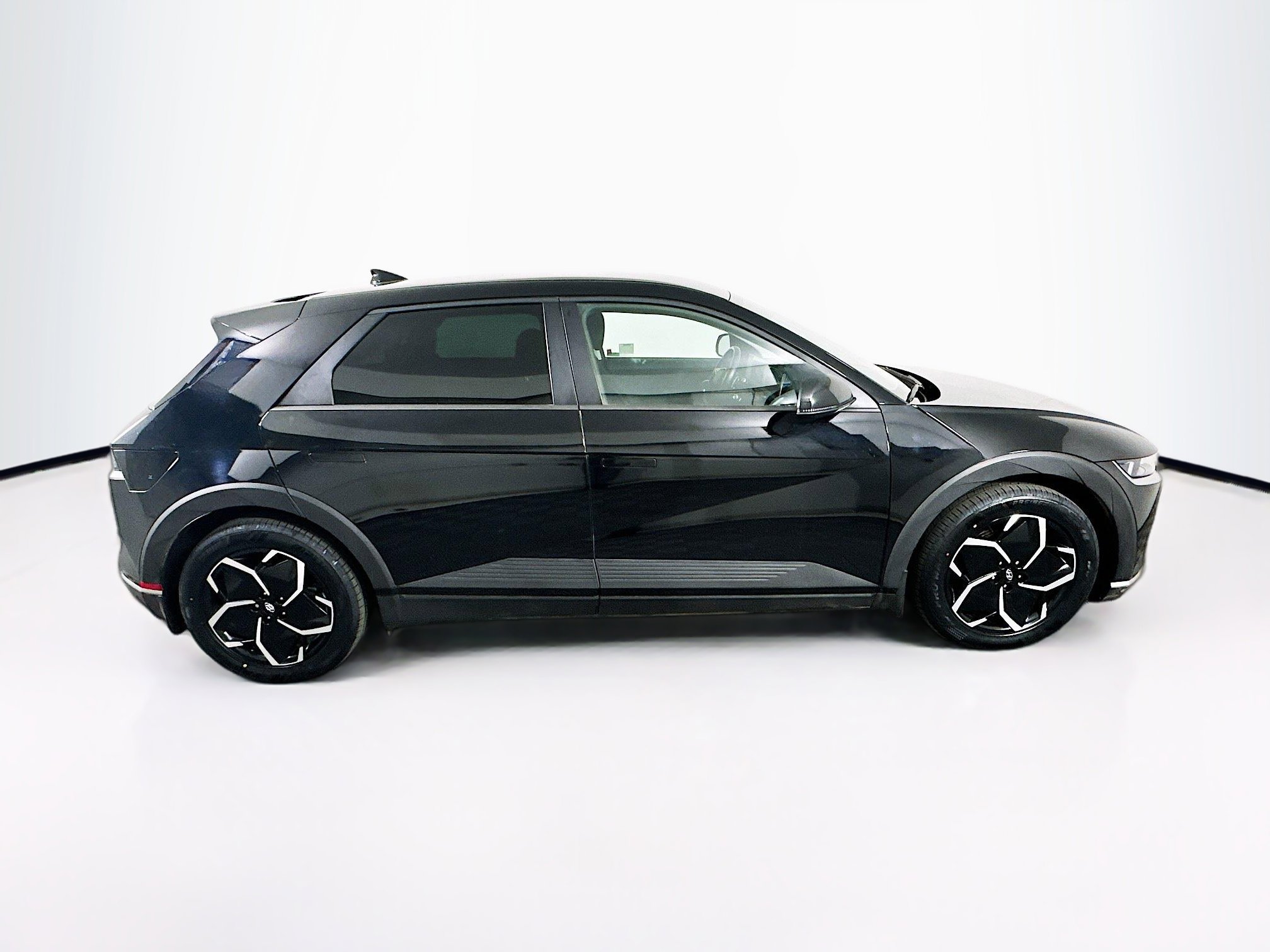 Used 2024 Hyundai Ioniq 5 SEL RWD image 10
