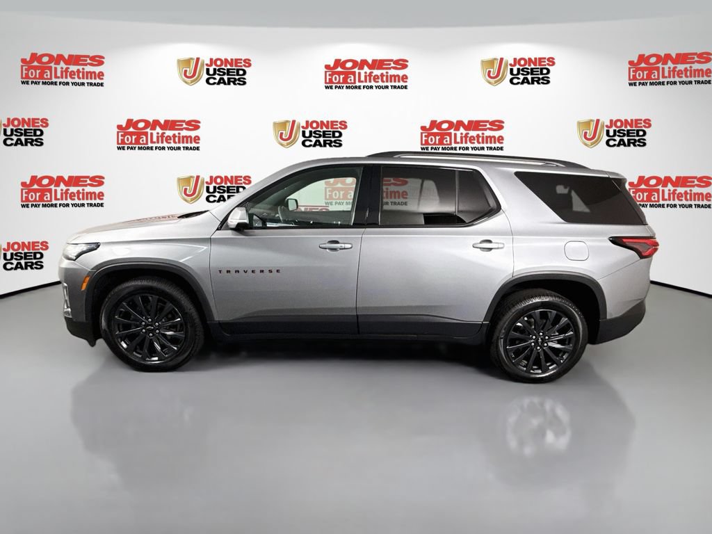 Used 2023 Chevrolet Traverse RS AWD/4WD image 16