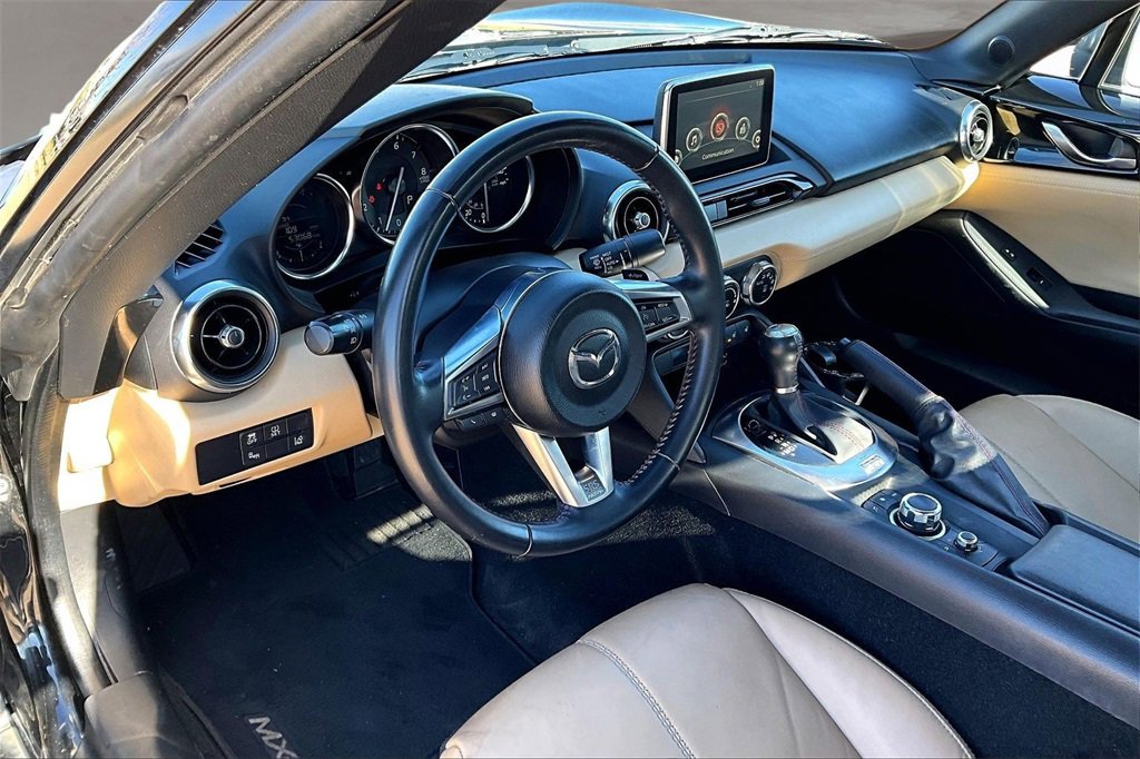 Used 2016 MAZDA MX-5 Miata Grand Touring image 13