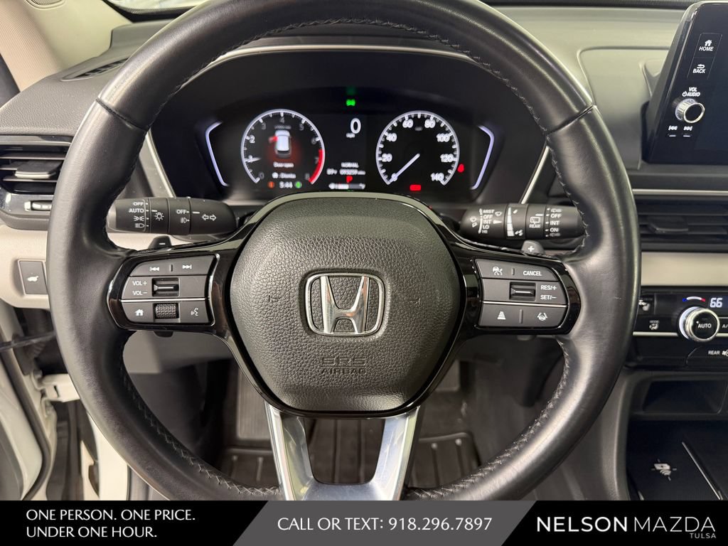 Used 2023 Honda Pilot Touring image 22
