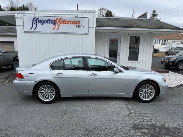 Used 2005 BMW 745i image 2