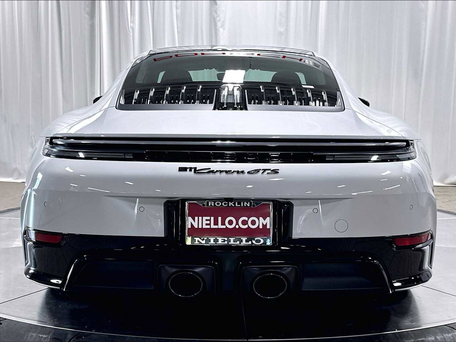 Used 2026 Porsche 911 Carrera GTS RWD image 8