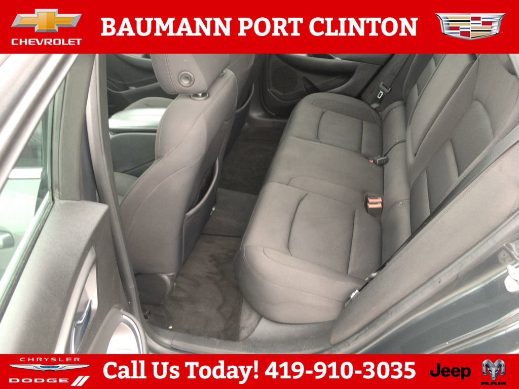 Used 2018 Chevrolet Malibu LT w/ Driver Confidence Package FWD image 15