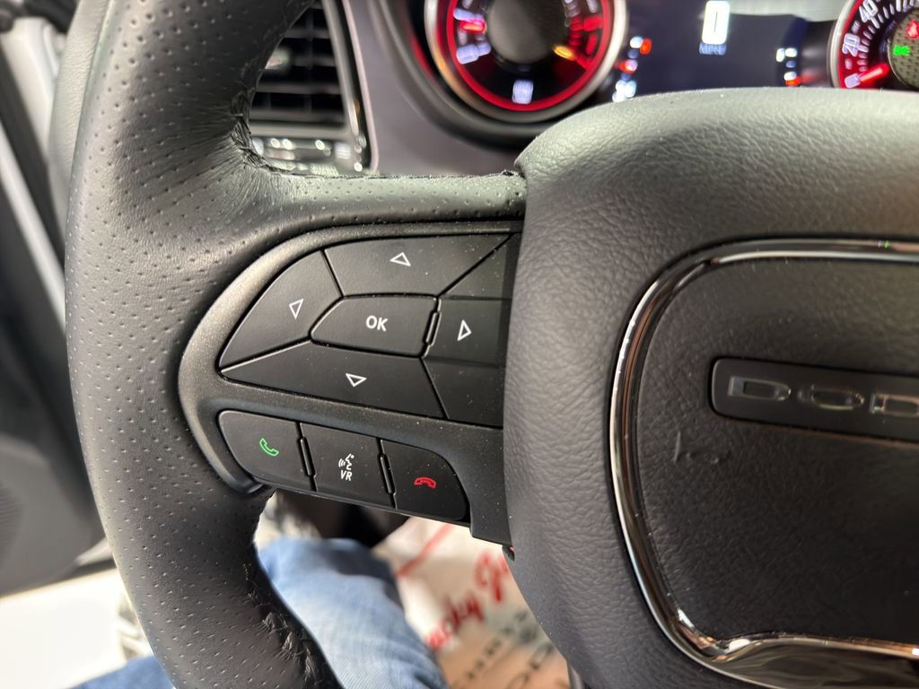 Used 2018 Dodge Challenger R/T Plus image 25