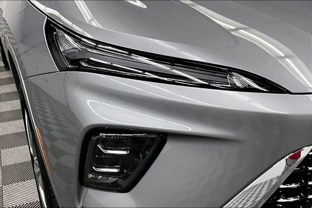 Used 2025 Buick Enclave Avenir w/ Super Cruise Package image 36