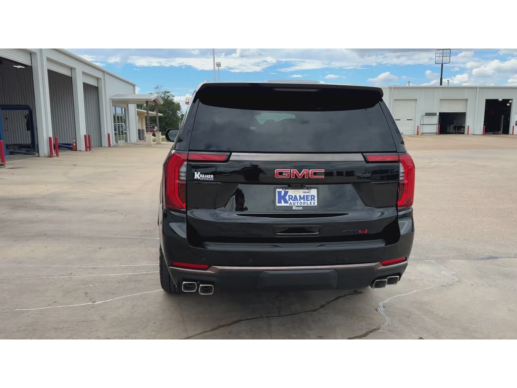 New 2026 GMC Yukon AT4 Ultimate AWD/4WD image 7
