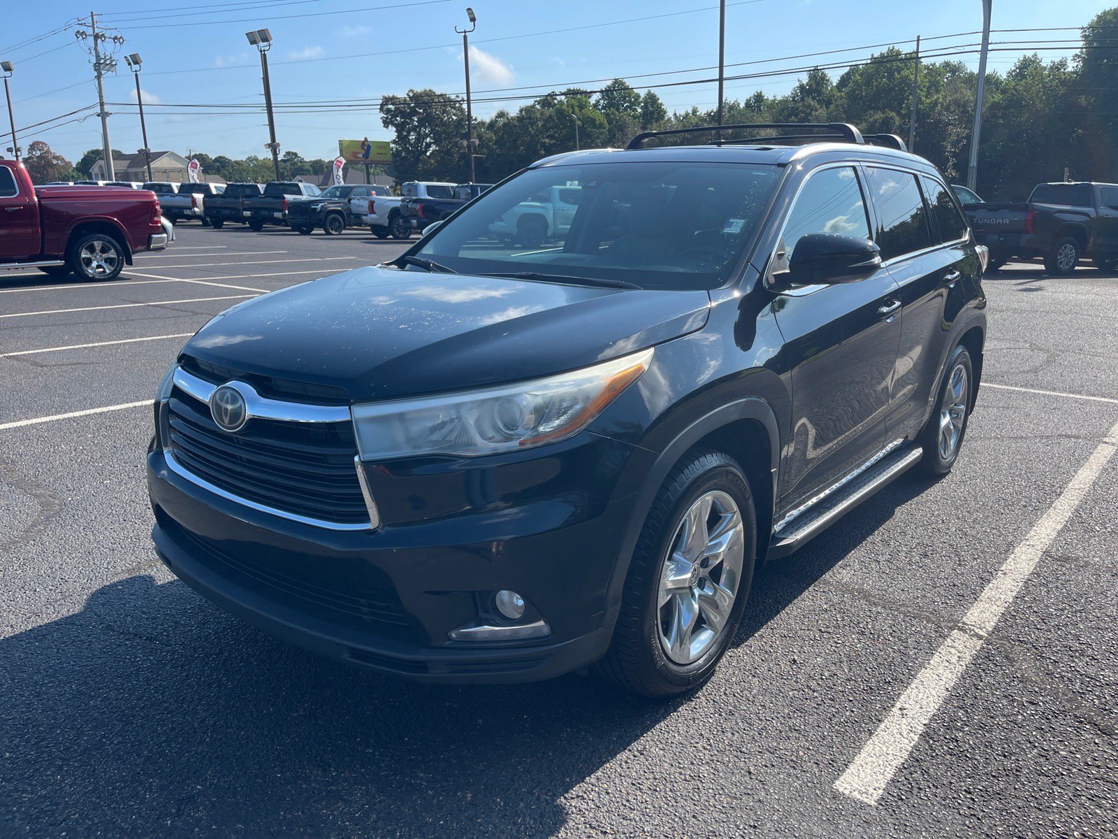 Used 2014 Toyota Highlander Limited Platinum FWD image 3