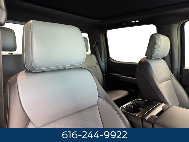 New 2025 Ford F150 Lightning Lariat image 7