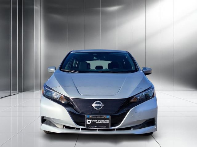Used 2025 Nissan Leaf S image 21