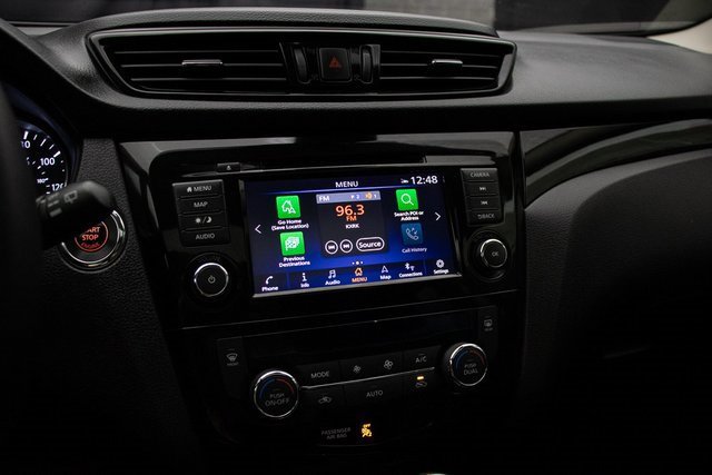 Used 2022 Nissan Rogue Sport SL w/ Premium Package image 33