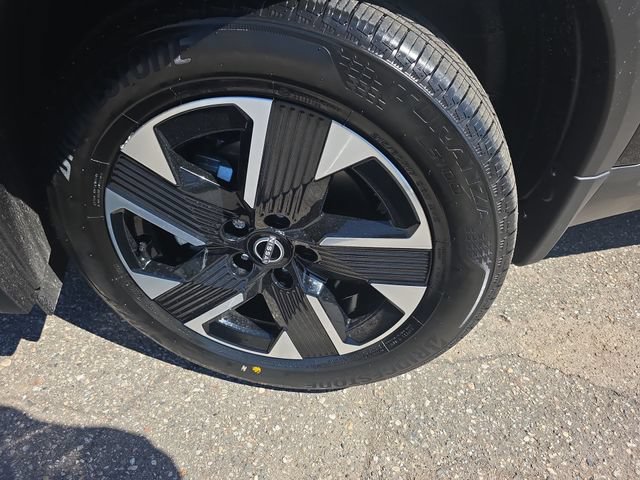 New 2026 Nissan Kicks SV w/ SV Premium Package AWD/4WD image 10