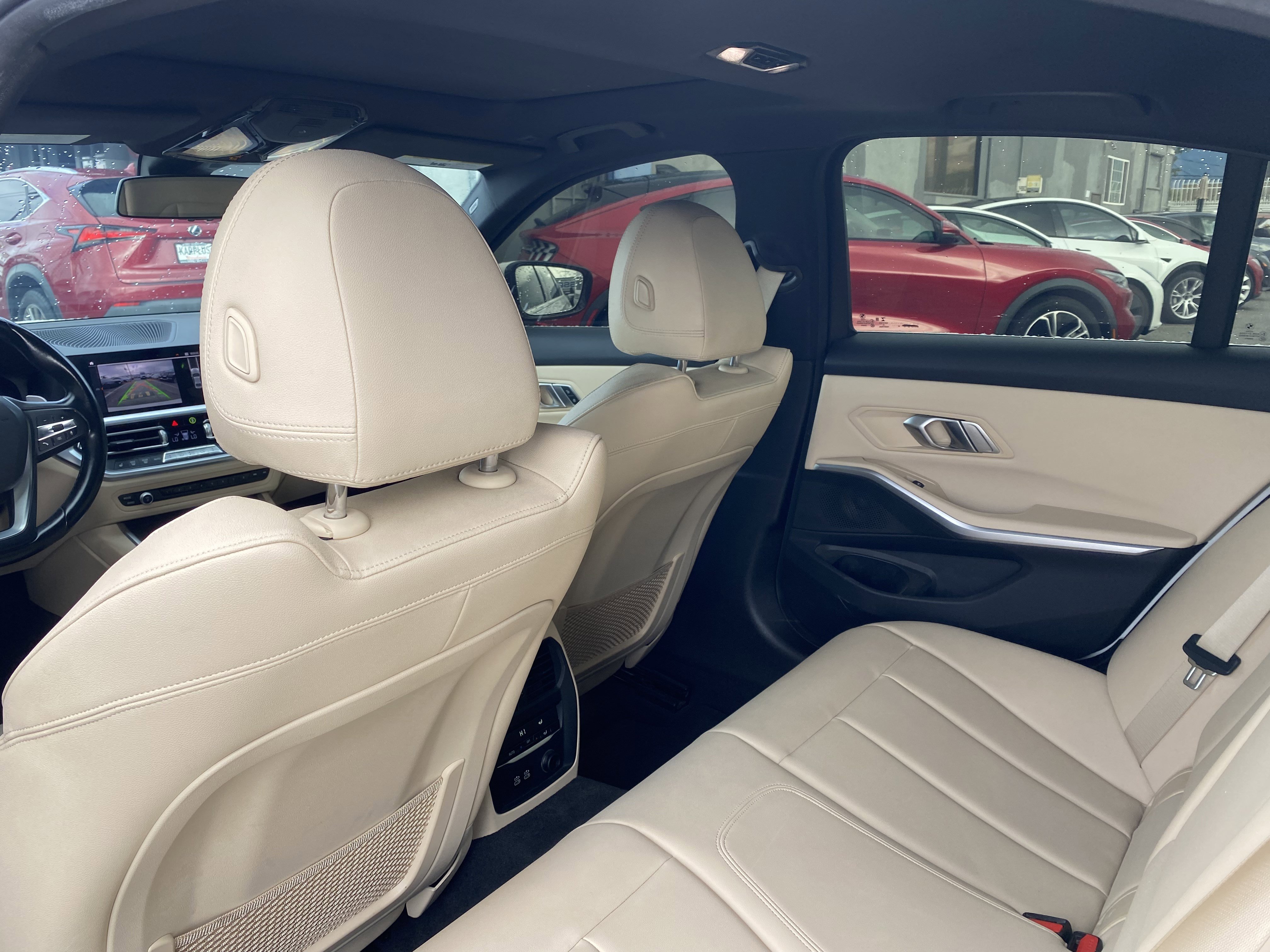 Used 2019 BMW 330i Sedan w/ Convenience Package image 19