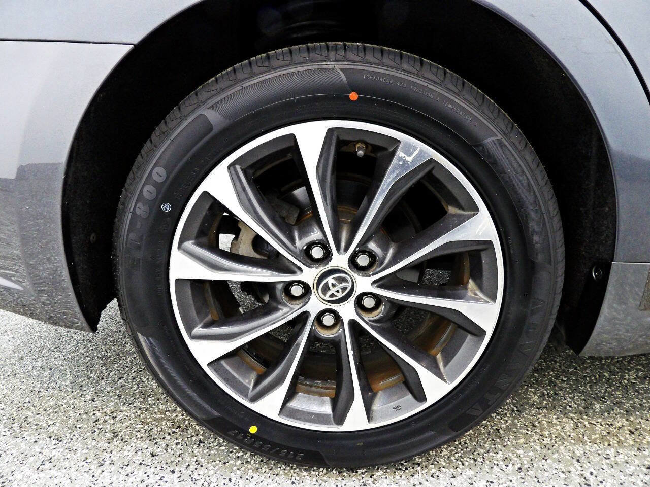 Used 2016 Toyota Avalon XLE FWD image 20