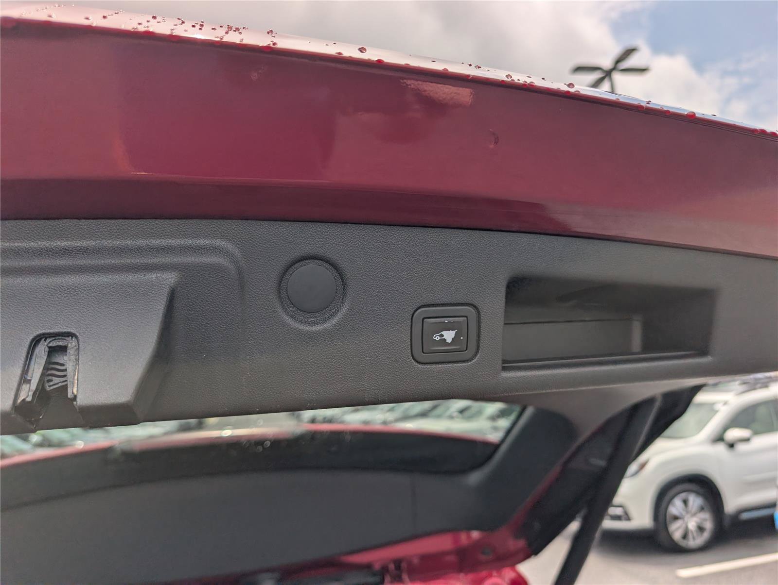 Used 2020 Chevrolet Equinox LT AWD/4WD image 13