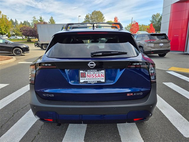 New 2026 Nissan Kicks SR w/ Cold Weather Package image 7