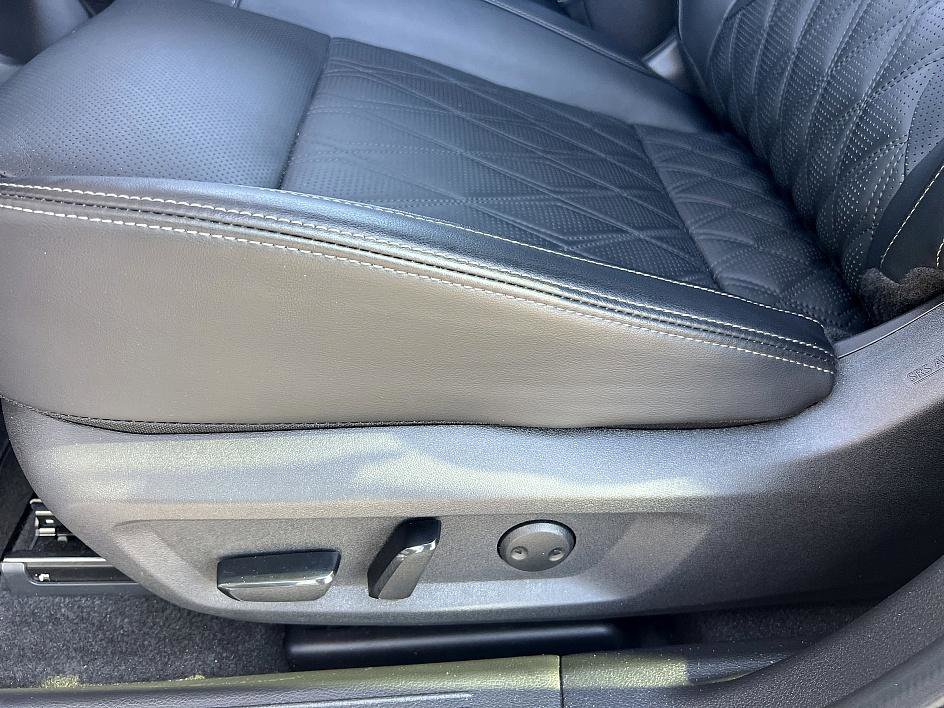 Certified 2023 Nissan Rogue Platinum image 22