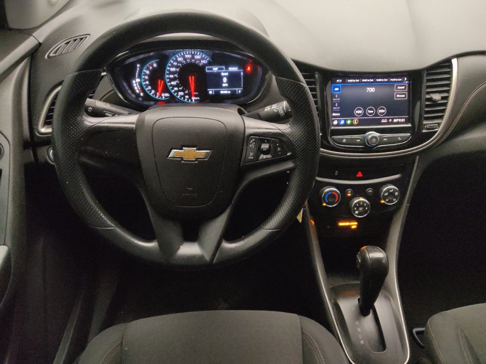 Used 2020 Chevrolet Trax LS FWD image 22