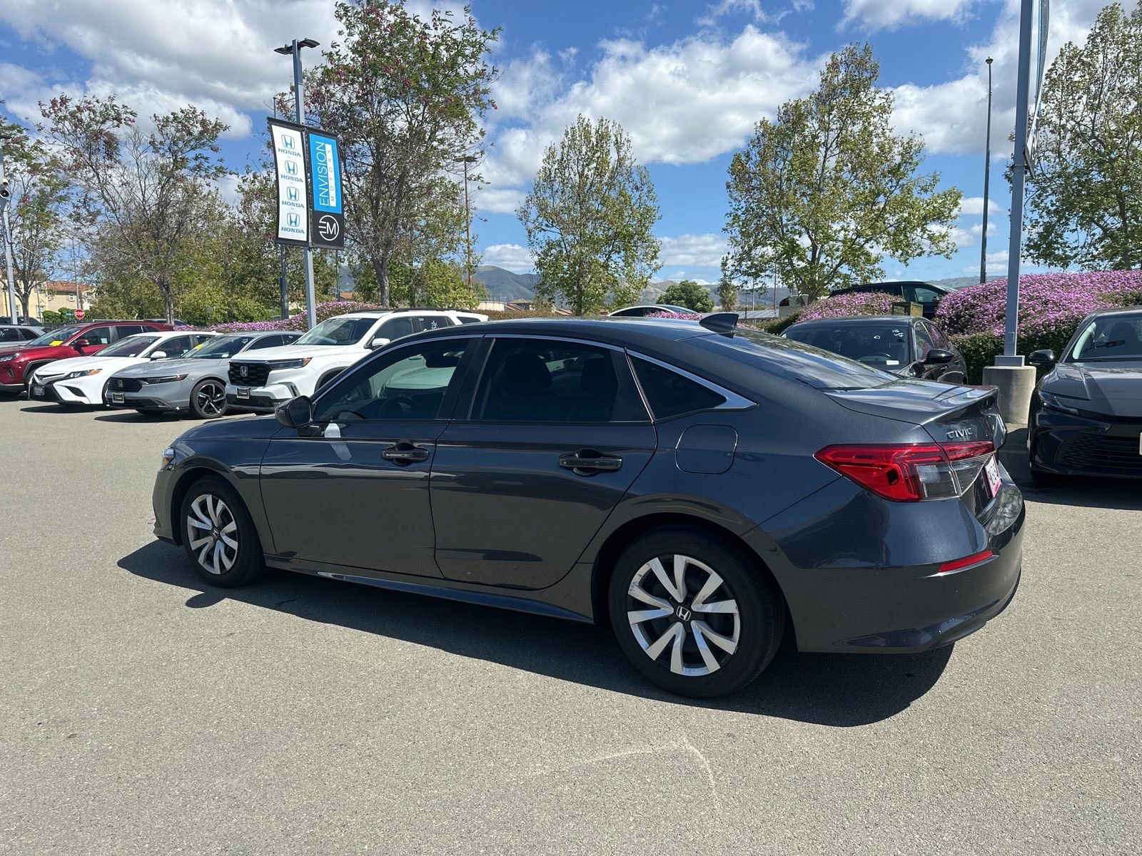 Used 2024 Honda Civic LX image 4