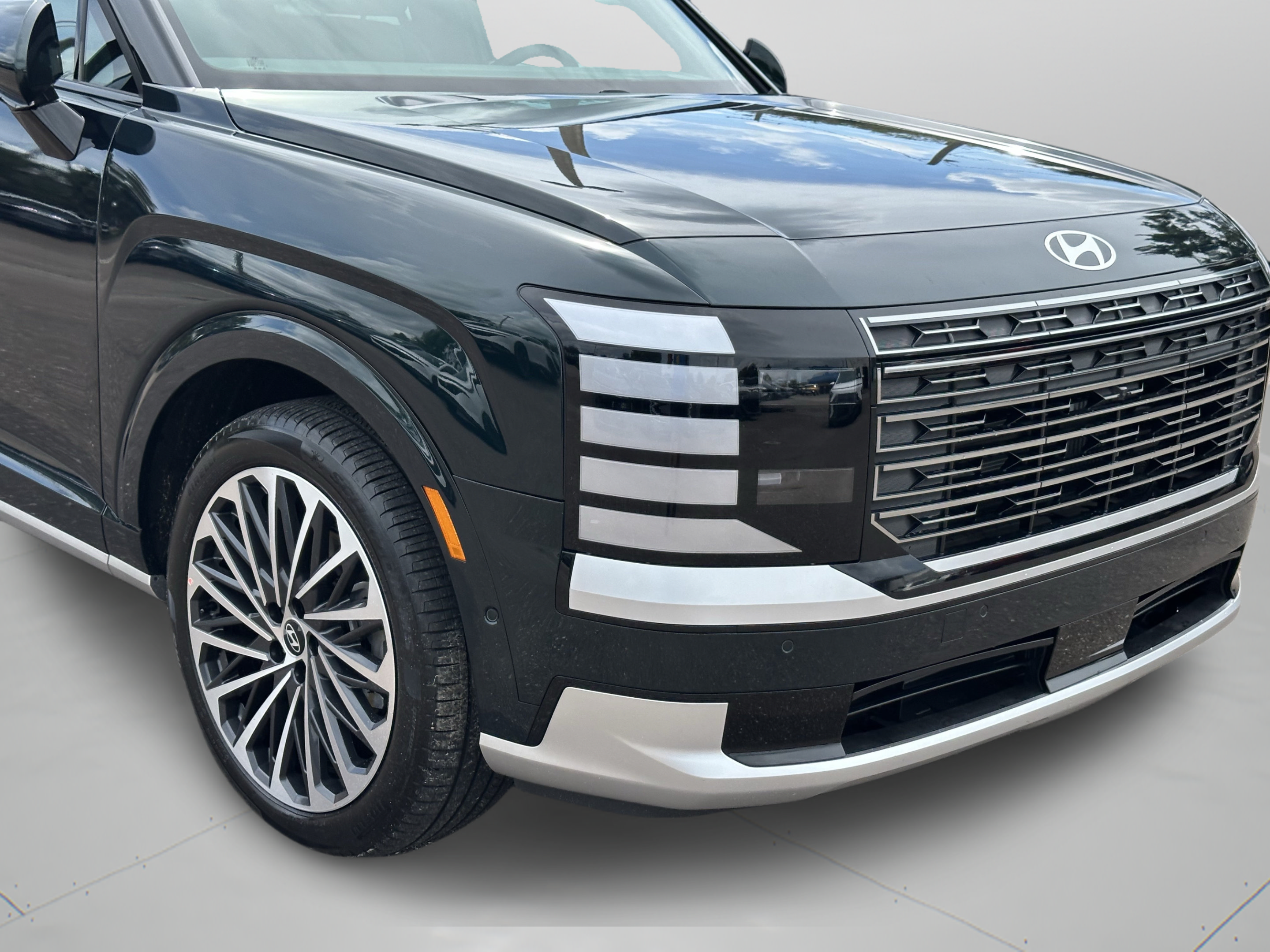 Certified 2026 Hyundai Palisade Calligraphy FWD image 39