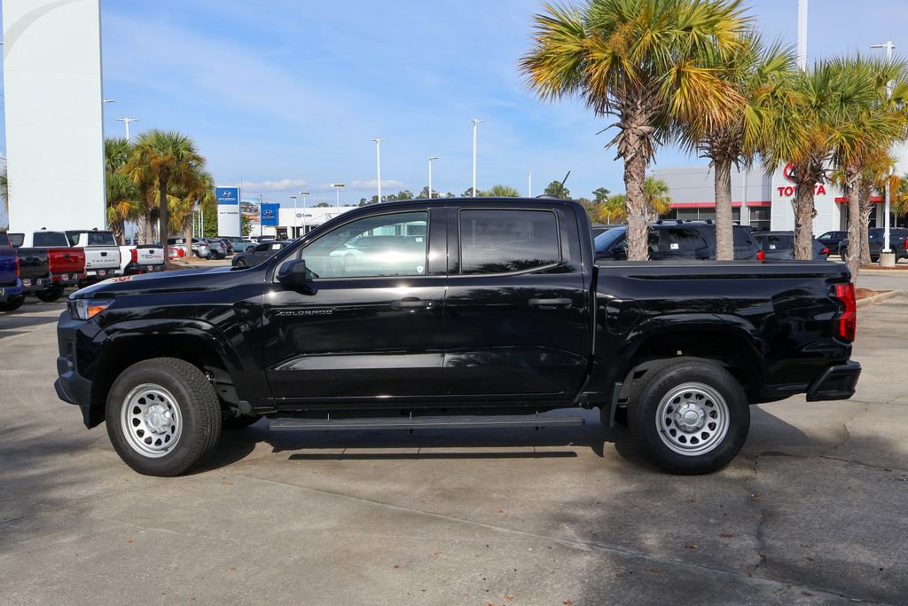 Used 2025 Chevrolet Colorado W/T image 24