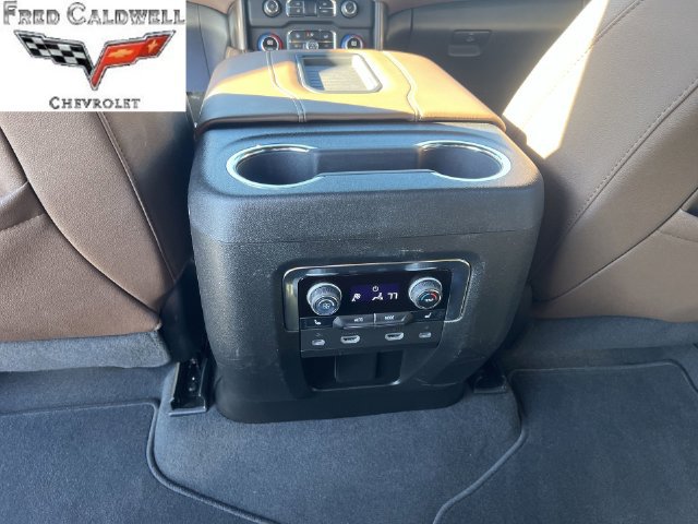 Used 2024 Chevrolet Suburban High Country w/ Advanced Technology Package AWD/4WD image 27