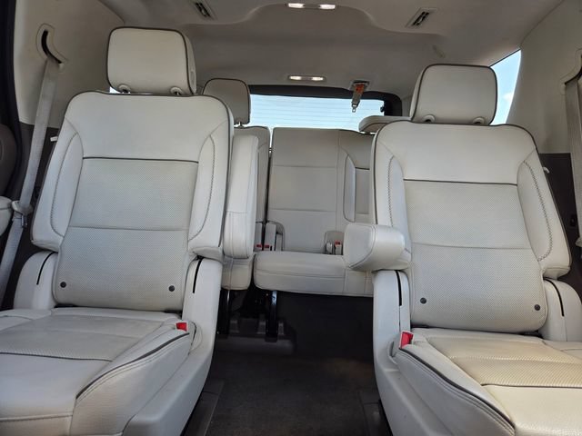 Used 2023 GMC Yukon Denali AWD/4WD image 11