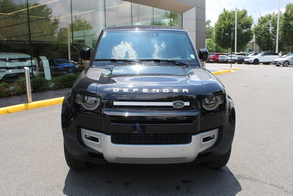 Used 2025 Land Rover Defender 110 S AWD/4WD image 7