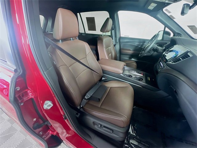 Used 2024 Honda Passport EX-L image 29