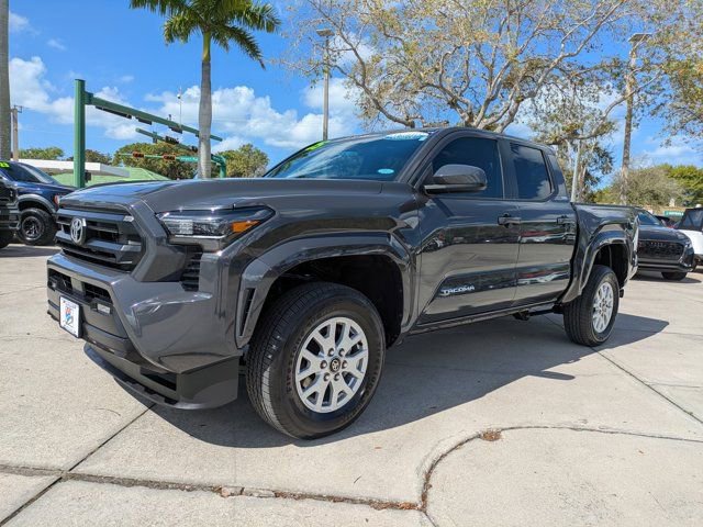 Used 2025 Toyota Tacoma SR5 image 7