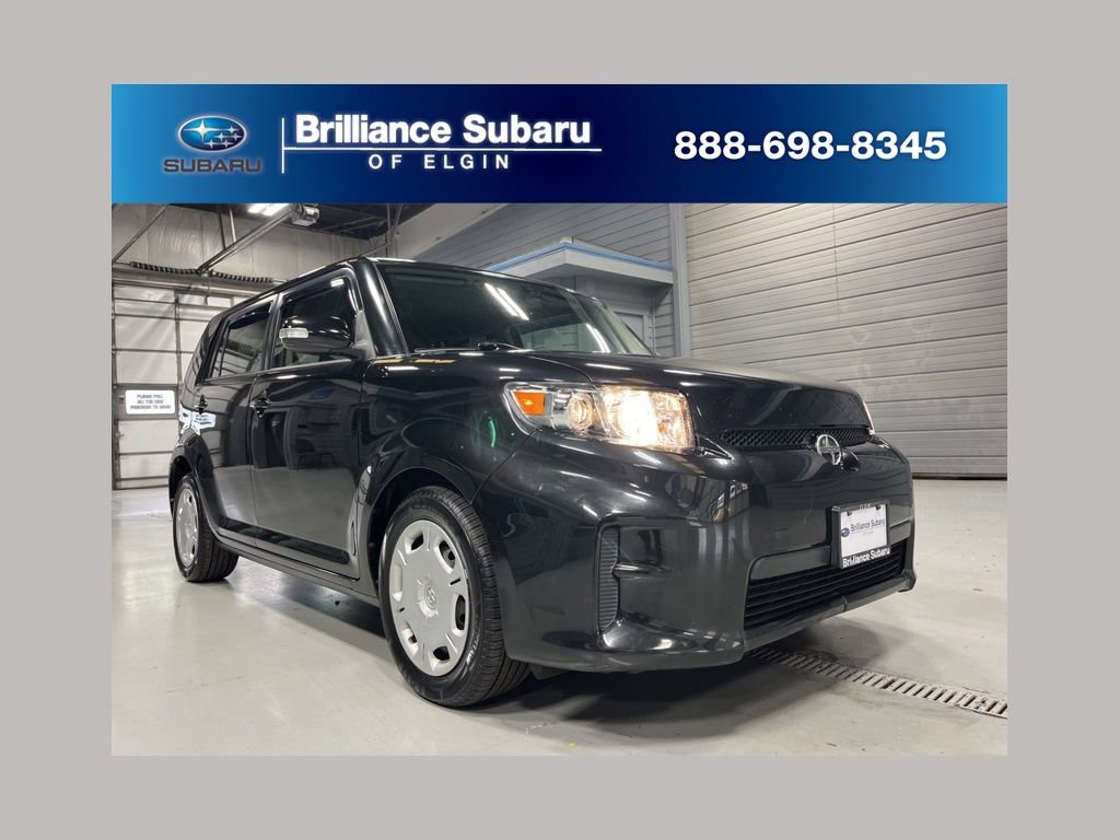 Used 2011 Scion xB FWD image 1