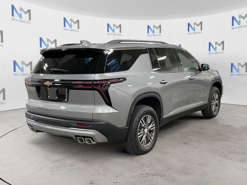 Used 2026 Chevrolet Traverse LT w/ Driver Confidence Package AWD/4WD image 5