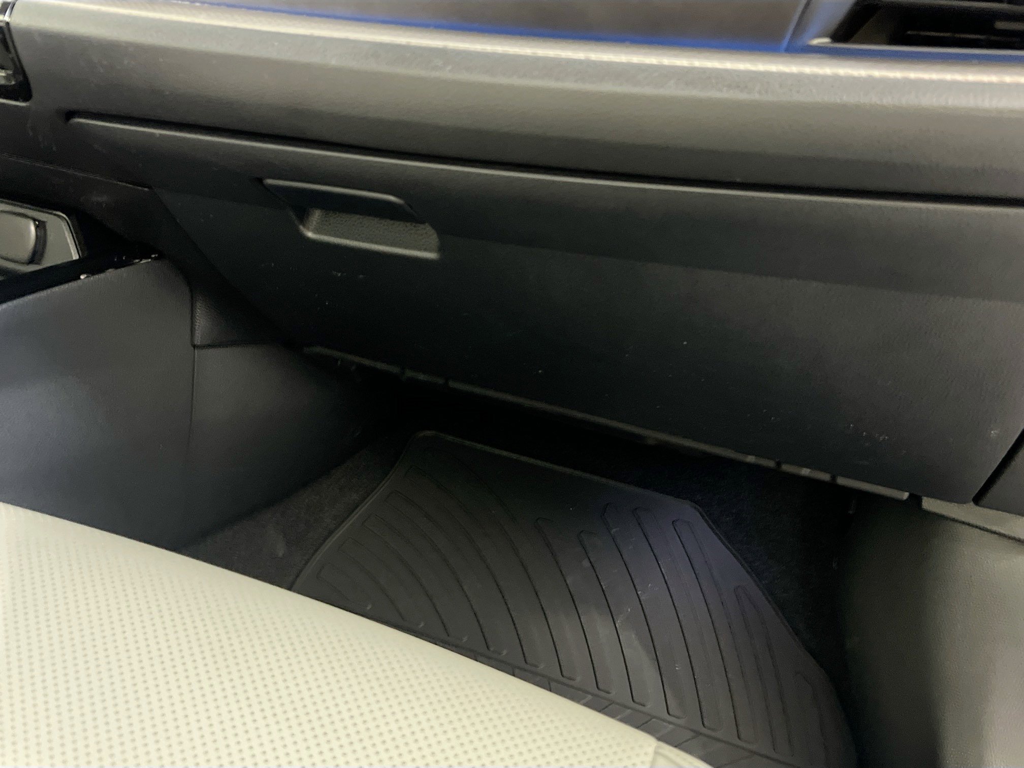 Used 2026 Toyota Prius XLE image 35