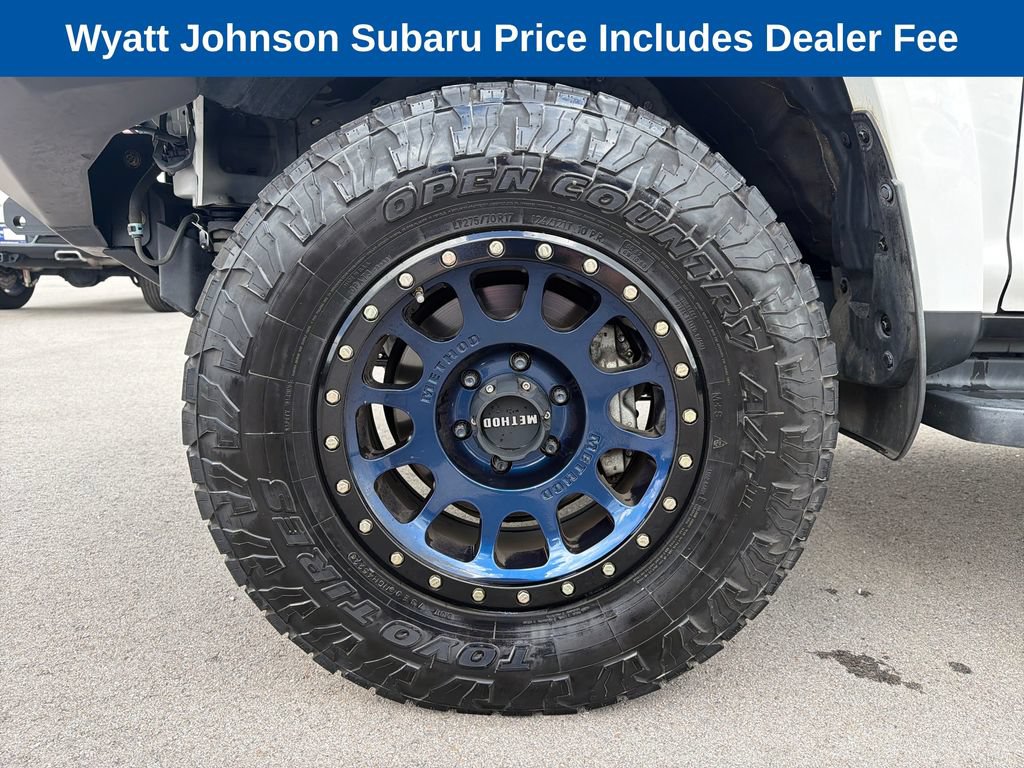 Used 2020 Toyota 4Runner TRD Off-Road Premium w/ Moonroof Package AWD/4WD image 2