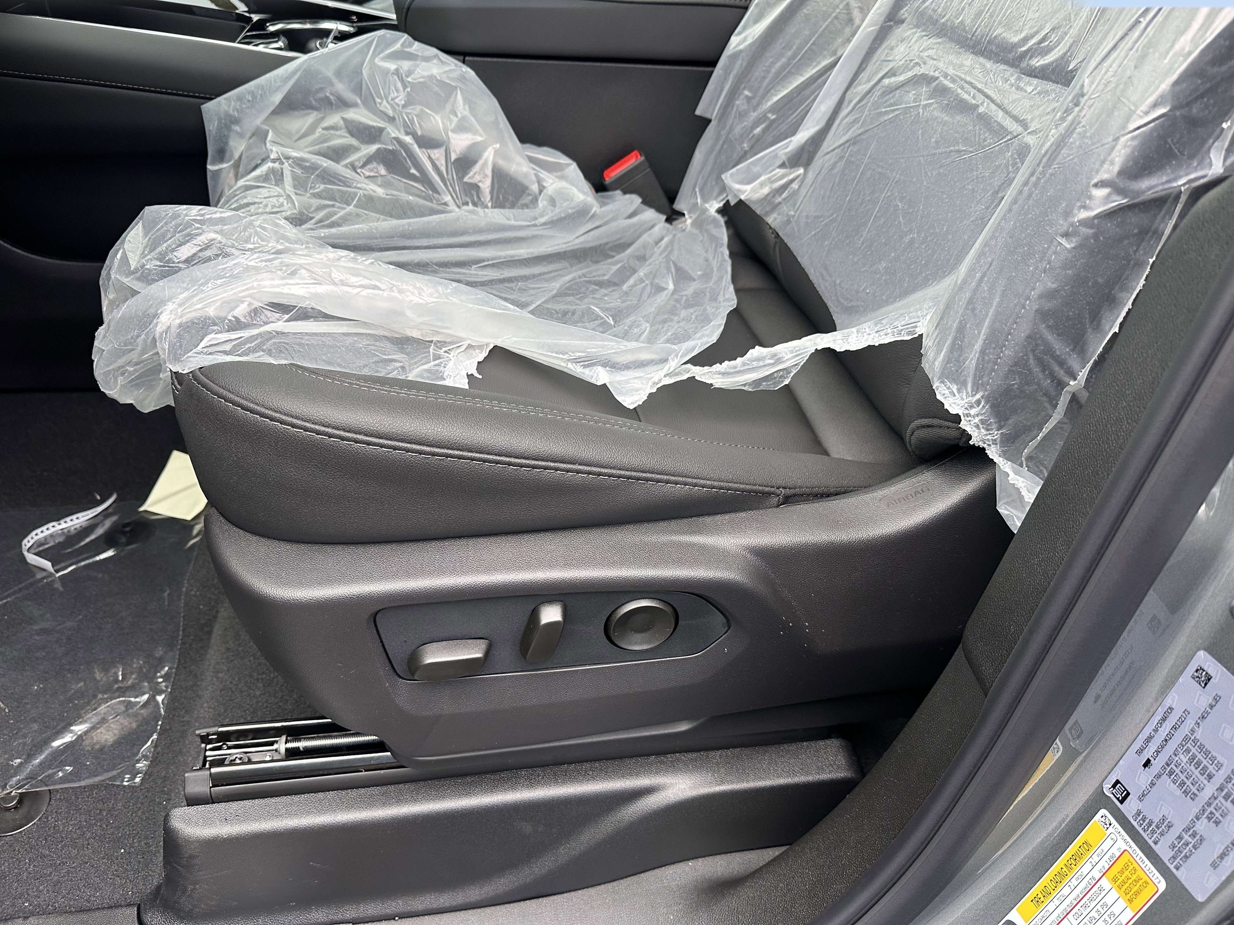 New 2026 Chevrolet Suburban Z71 w/ Z71 Off-Road Package image 8