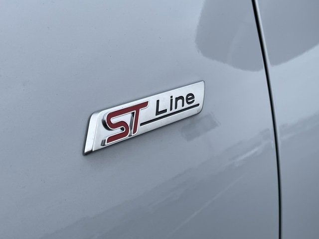 New 2025 Ford Escape ST-Line w/ Tech Pack #1 image 11