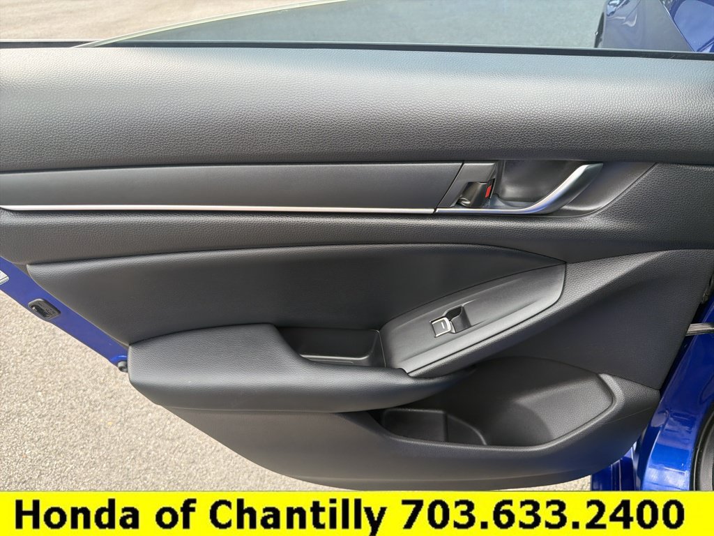Used 2018 Honda Accord Sport image 25