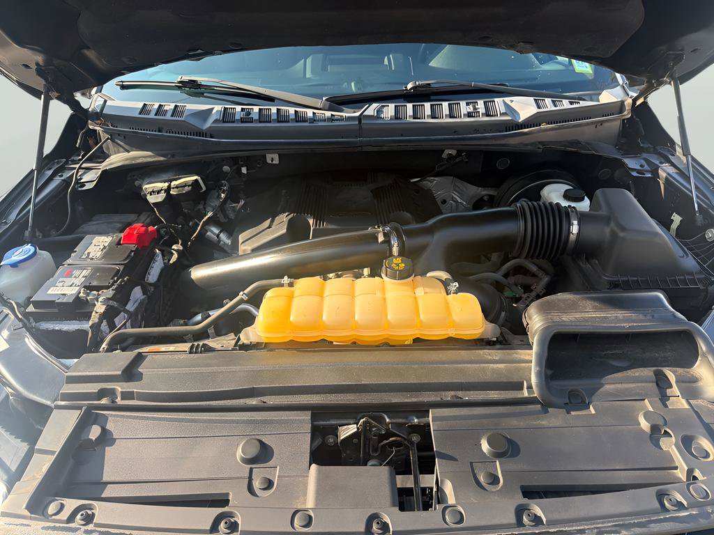 Used 2018 Ford F150 XLT w/ Equipment Group 302A Luxury image 16