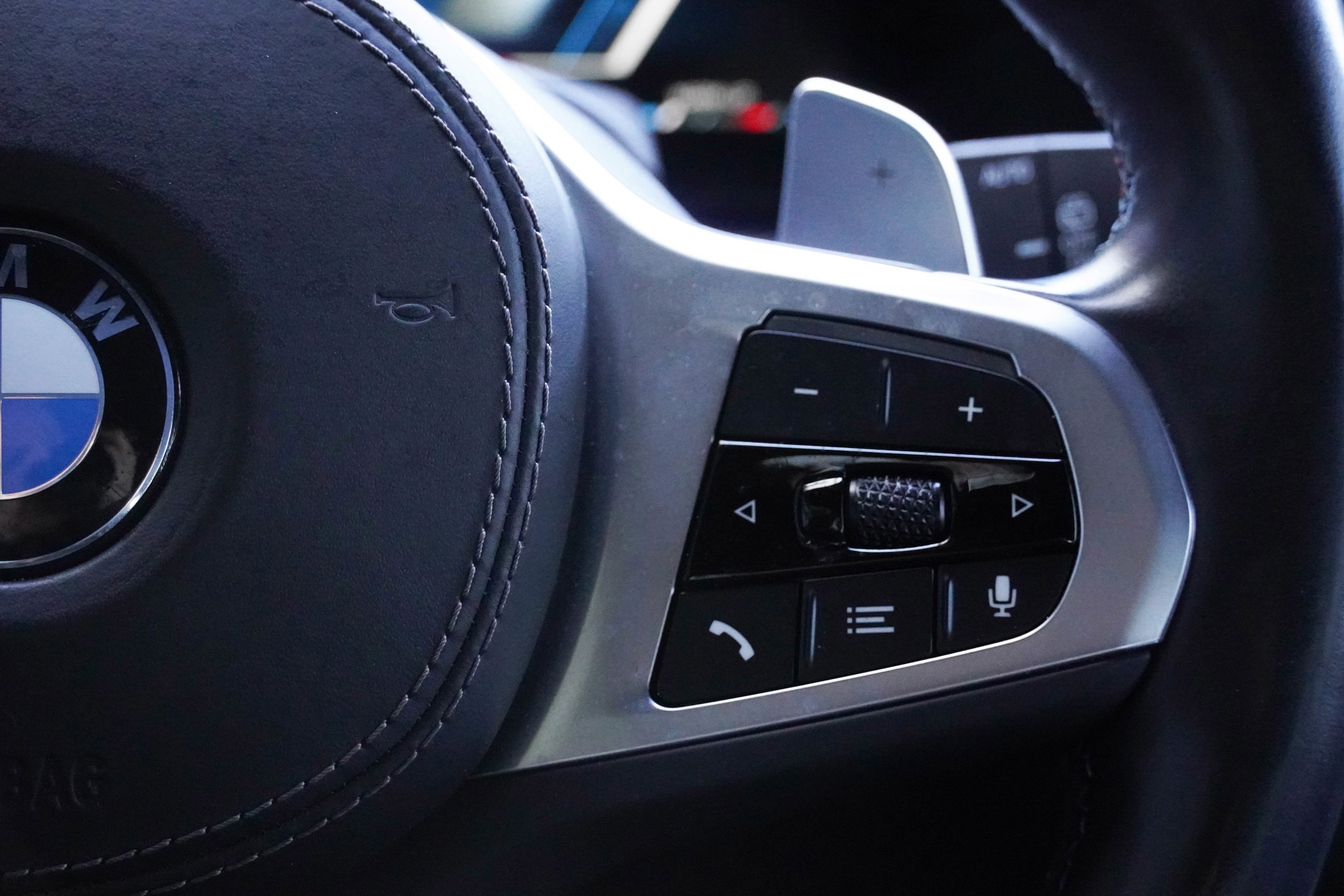 Certified 2024 BMW X7 M60i w/ Executive Package image 23