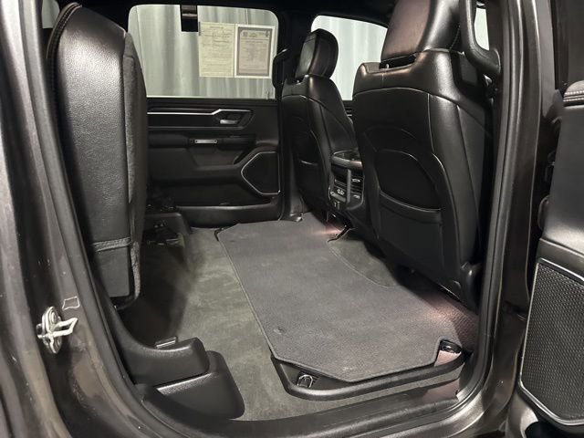 Used 2024 RAM 1500 Laramie image 32